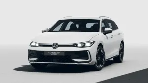 VW Passat R-Line People
