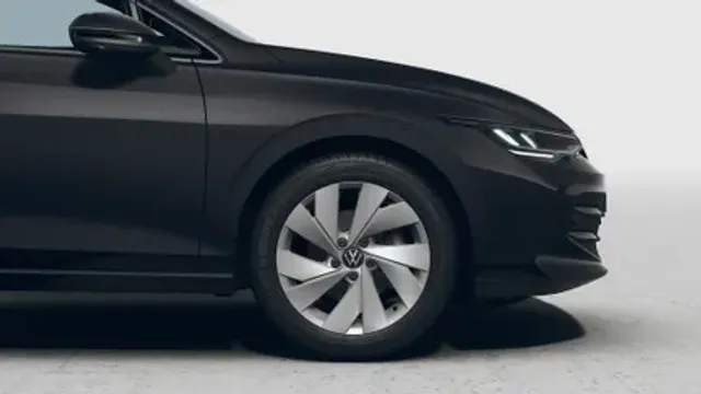 VW Golf Variant People