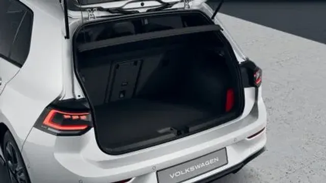 VW Golf R-Line