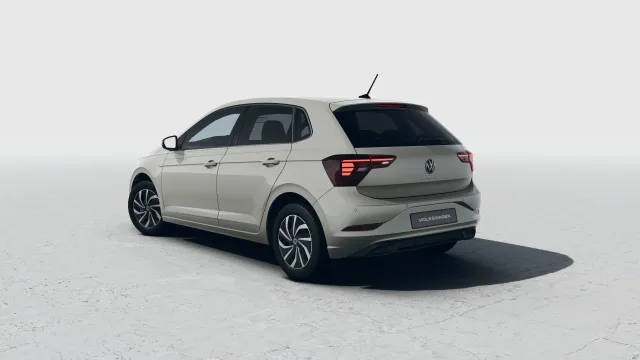 VW Polo People