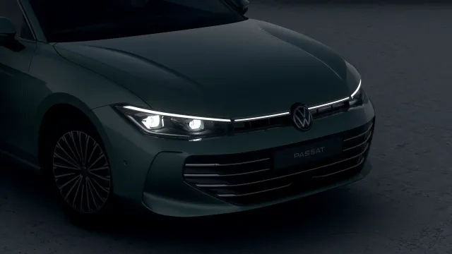 VW Passat Elegance