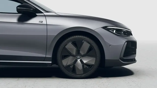 VW Passat R-Line People