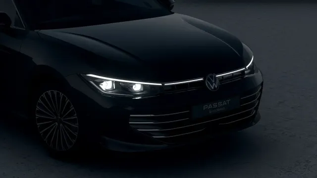 VW Passat Elegance