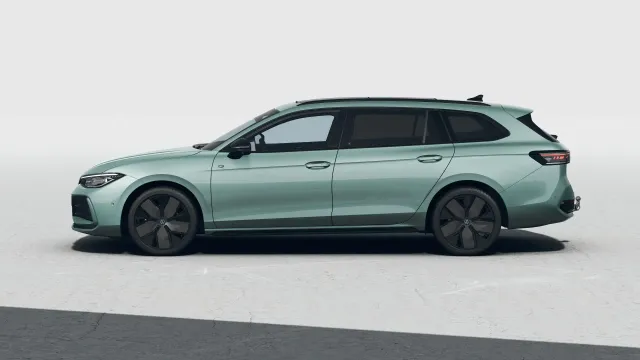 VW Passat R-Line People