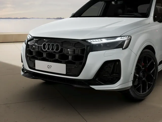 Audi Q7 S line