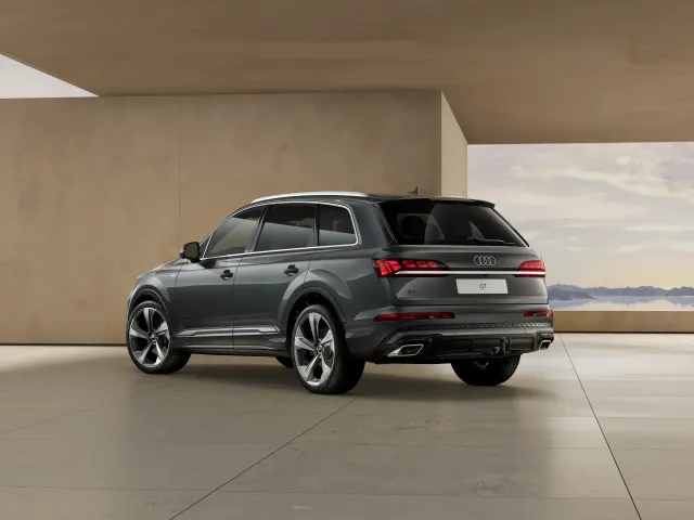 Audi Q7 S line