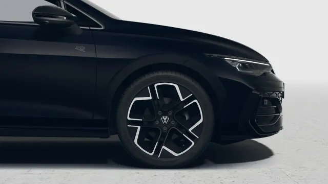VW Golf R-Line People