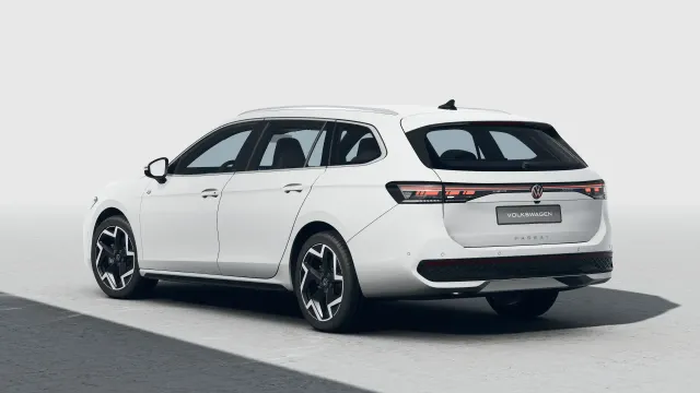 VW Passat R-Line People