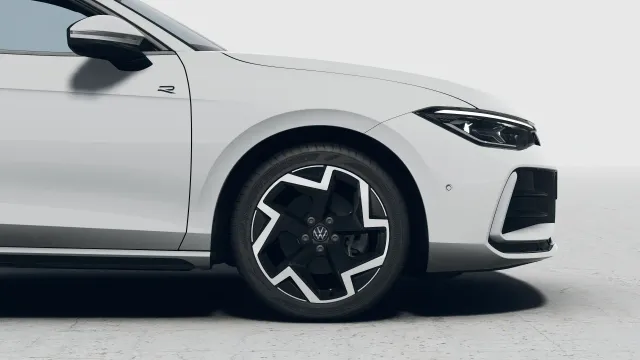 VW Passat R-Line People