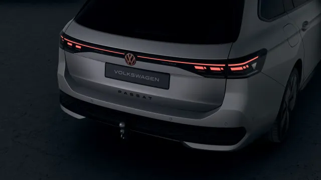 VW Passat R-Line People