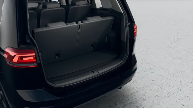 VW Touran People