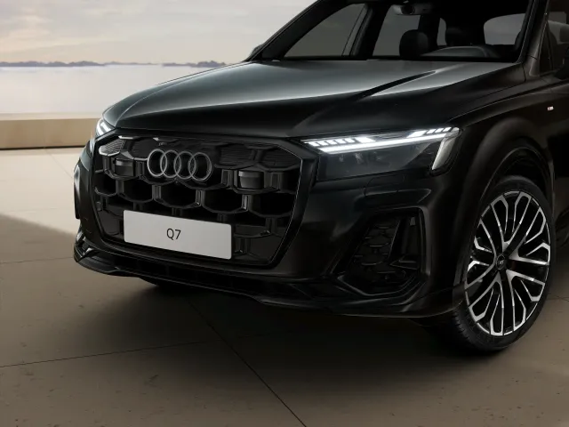 Audi Q7 S line