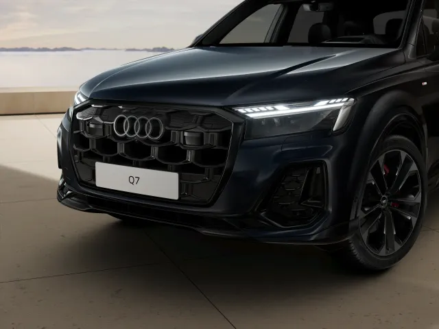 Audi Q7 S line