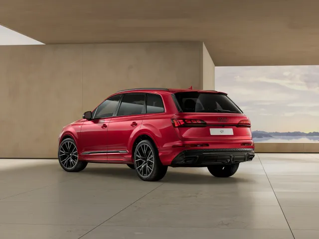 Audi Q7 S line