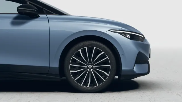 VW ID.7 Pro S People