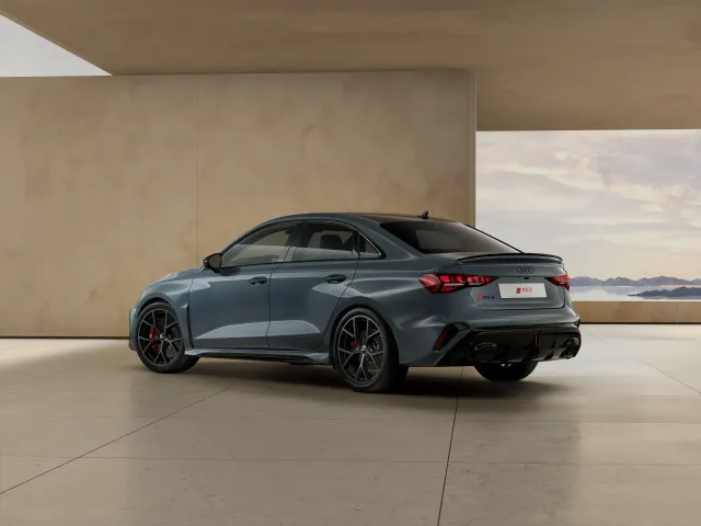 Audi RS3 Limuzína