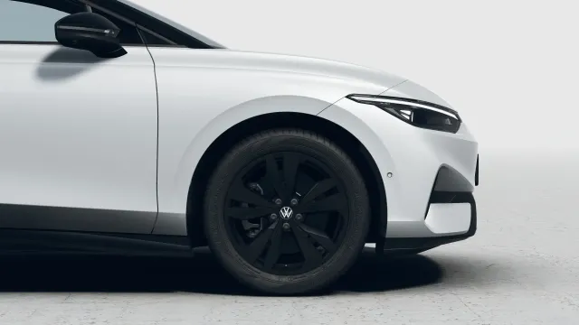 VW ID.7 Tourer Pro People