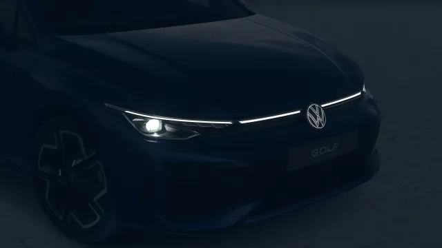 VW Golf Variant R-Line People