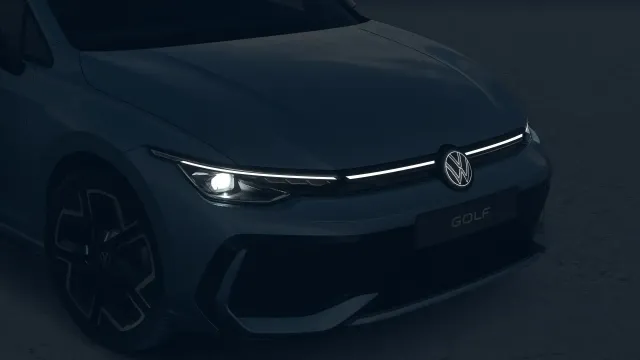 VW Golf Variant R-Line People