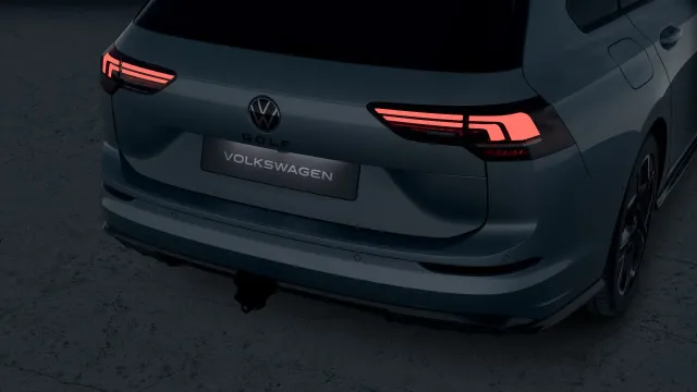 VW Golf Variant R-Line People