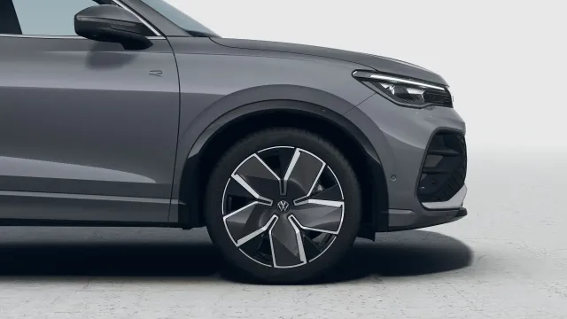 VW Tiguan R-Line People