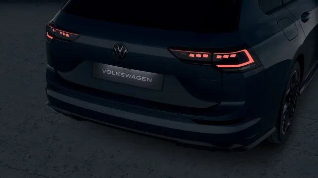 VW Golf Variant R-Line People