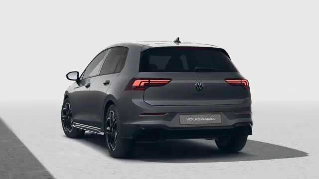 VW Golf R-Line People