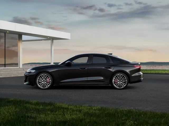 Audi S5 Limuzína