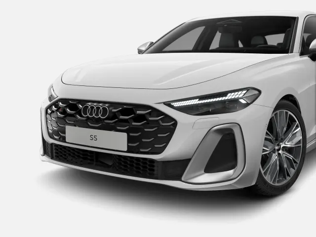 Audi S5 Limuzína